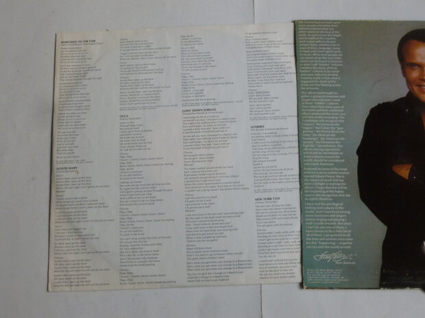 Harry Belafonte - Turn the world around (LP)