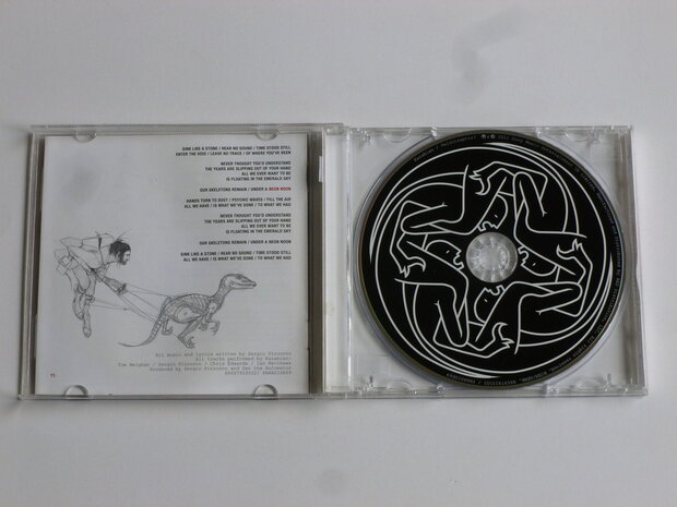 Kasabian - Velociraptor! (sony)