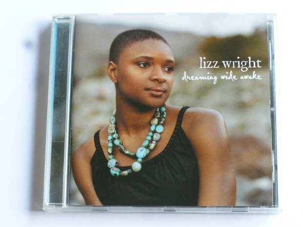 Lizz Wright - Dreaming wide awake