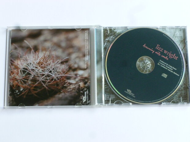 Lizz Wright - Dreaming wide awake