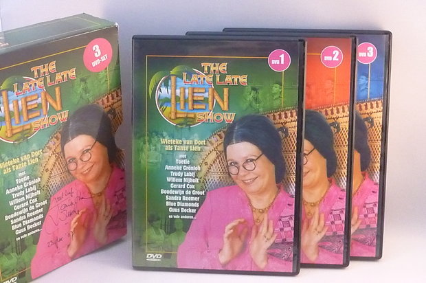 The Late Lien Show - Wieteke van Dort als Tante Lien (gesigneerd) 3 DVD