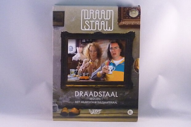 Draad Staal - Seizoen 1 (3 DVD)