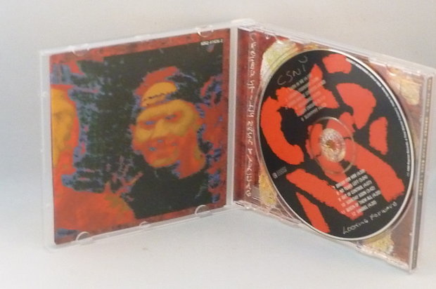 Crosby Stills Nash & Young - Looking Forward