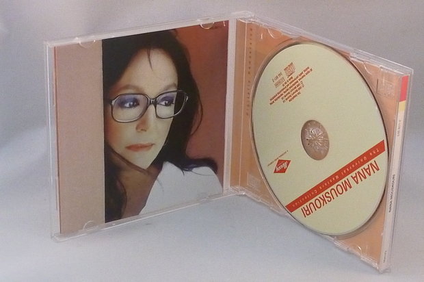 Nana Mouskouri