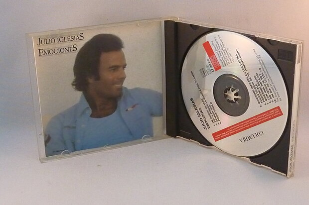 Julio Iglesias - Emociones