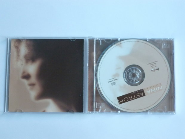 Nina Astrom - A little bit of love