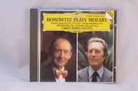 Horowitz plays Mozart